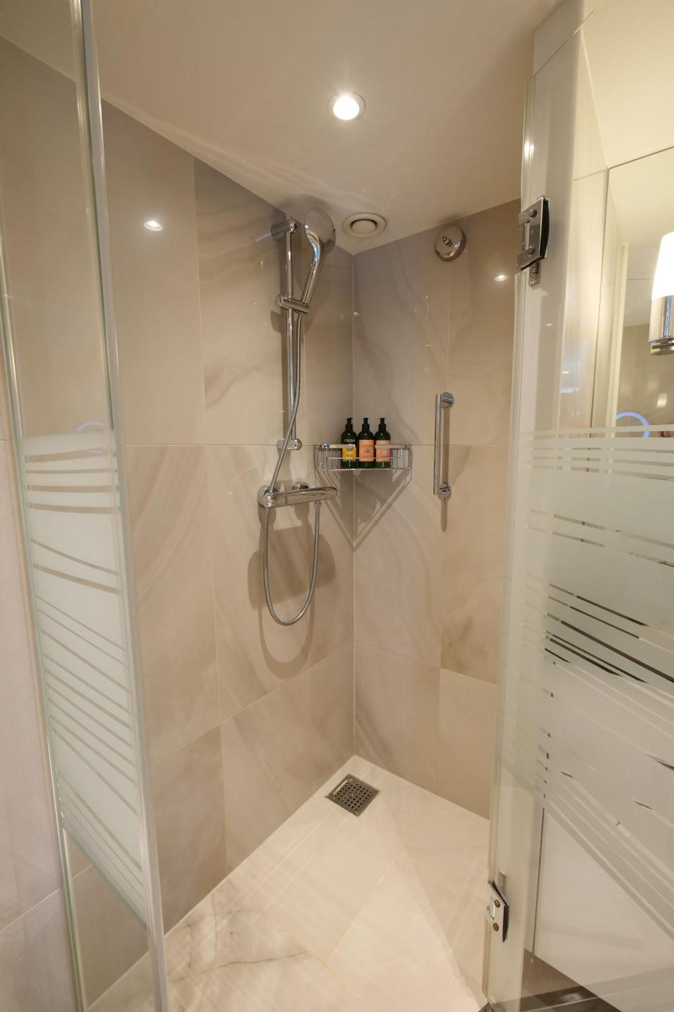 Kd Hotelship Messe South Hotel Dusseldorf